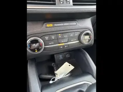 Photo 15 Ford Focus  1.0 Flexifuel mHEV 125ch Titanium Style