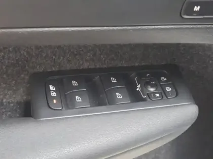 Photo 12 Volvo Xc40  B3 163ch Plus DCT 7