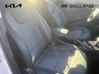 Photo 5 Kia Niro  1.6 GDi 105ch ISG + électrique 43.5ch Motion DCT6