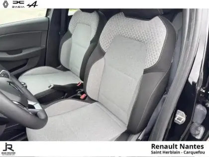 Photo 21 Renault Clio Gén. V (BJA) Ph2 Evolution 5