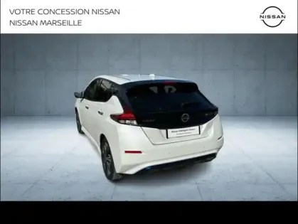 Photo 8 Nissan Leaf  150ch 40kWh Tekna 22