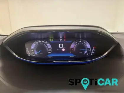 Photo 6 Peugeot 3008  1.2 PureTech 130ch S&S ROADTRIP EAT8