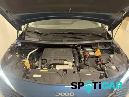Photo 12 Peugeot 3008  1.2 PureTech 130ch S&S ROADTRIP EAT8