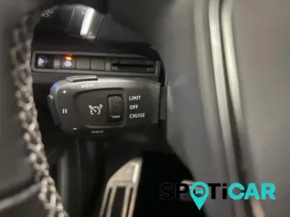 Photo 14 Peugeot 3008  1.2 PureTech 130ch S&S ROADTRIP EAT8