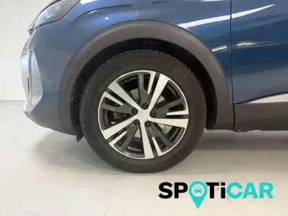 Photo 11 Peugeot 3008  1.2 PureTech 130ch S&S ROADTRIP EAT8