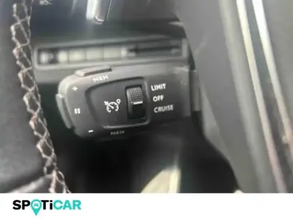 Photo 28 Peugeot 3008  1.2 PureTech 130ch S&S Roadtrip EAT8