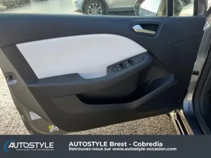 Photo 37 Renault Clio  1.6 E-Tech 145ch full hybrid Techno