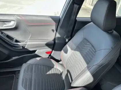 Photo 19 Ford Puma 1.0 Flexifuel 125ch S&amp;S mHEV ST-Line X