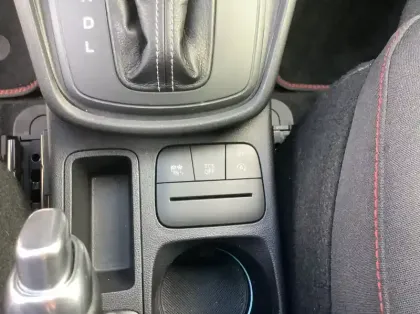 Photo 25 Ford Puma 1.0 EcoBoost 125 ch mHEV S&amp;S Powershift ST-Line