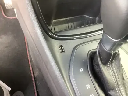 Photo 20 Ford Puma 1.0 EcoBoost 125 ch mHEV S&amp;S Powershift ST-Line