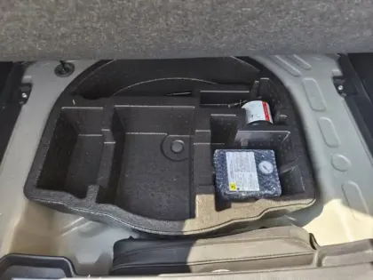 Photo 10 Toyota Yaris Gén. I Ph1 Collection 5