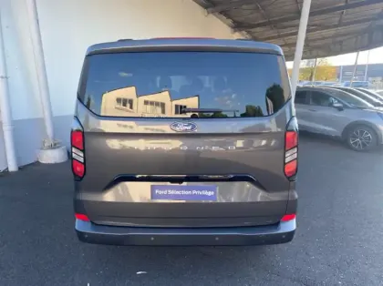 Photo 20 Ford Tourneo Custom 320 L2H1 2.0 EcoBlue 150ch Titanium