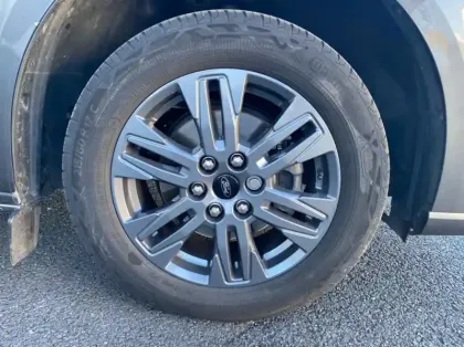 Photo 13 Ford Tourneo Custom 320 L2H1 2.0 EcoBlue 150ch Titanium