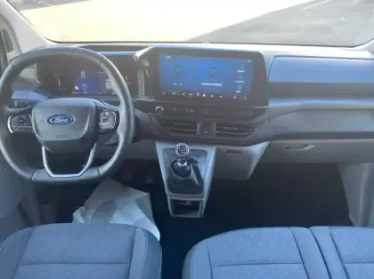 Photo 2 Ford Tourneo Custom 320 L2H1 2.0 EcoBlue 150ch Titanium