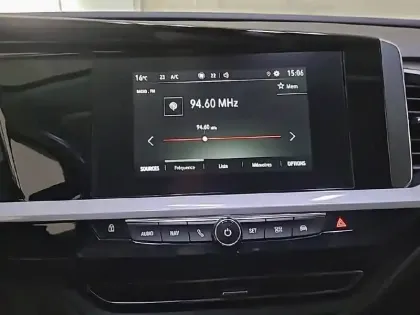 Photo 18 Opel Grandland  1.2 Turbo 130 ch