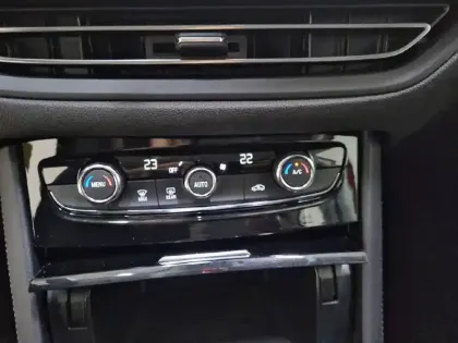 Photo 22 Opel Grandland  1.2 Turbo 130 ch