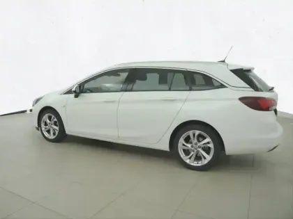 Photo 6 Opel Astra  Sports Tourer 1.2 Turbo 110 ch BVM6