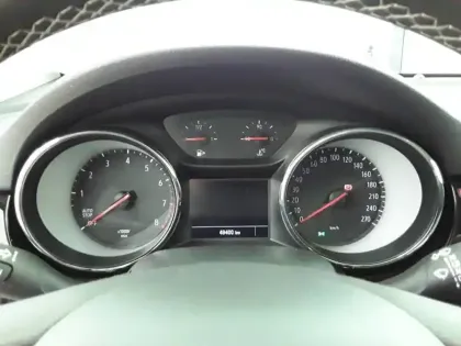 Photo 9 Opel Astra  Sports Tourer 1.2 Turbo 110 ch BVM6