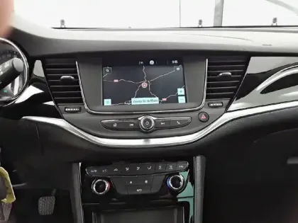 Photo 14 Opel Astra  Sports Tourer 1.2 Turbo 110 ch BVM6