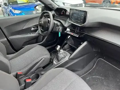 Photo 84 Peugeot 2008  100 S&S BVM6