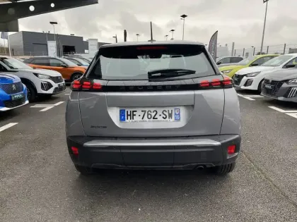 Photo 34 Peugeot 2008  100 S&S BVM6