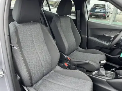 Photo 14 Peugeot 2008  100 S&S BVM6