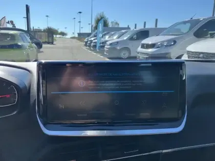 Photo 26 Peugeot 2008  100 S&S BVM6