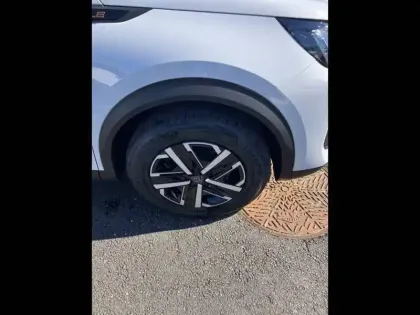 Photo 55 Peugeot 2008  100 S&S BVM6