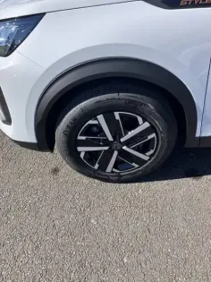 Photo 23 Peugeot 2008  100 S&S BVM6