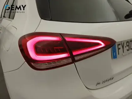 Photo 47 Mercedes Classe A  200 7G-DCT