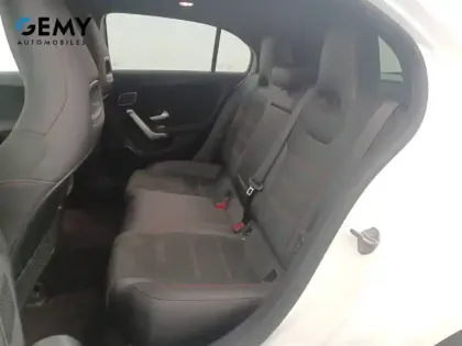 Photo 106 Mercedes Classe A  200 7G-DCT