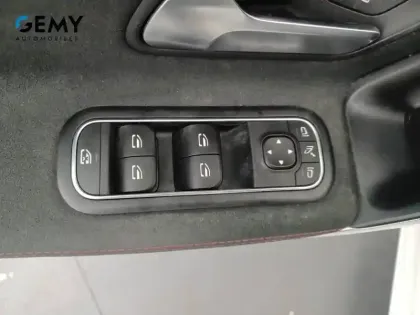 Photo 60 Mercedes Classe A  200 7G-DCT