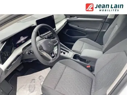 Photo 10 Volkswagen Golf  1.5 eHybrid 204 DSG6