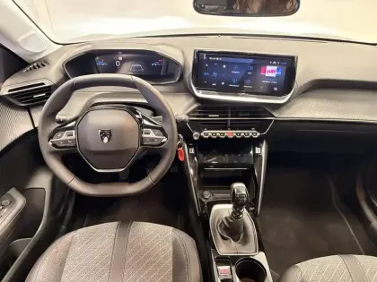 Photo 19 Peugeot 208  100 S&S BVM6