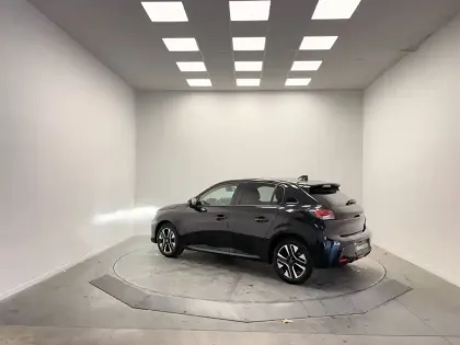 Photo 41 Peugeot 208  100 S&S BVM6