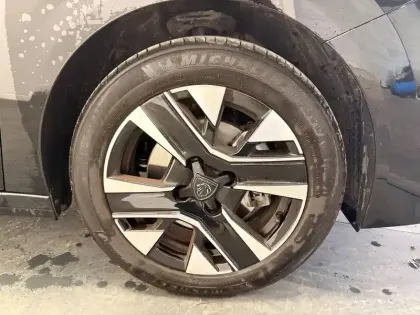 Photo 8 Peugeot 208  100 S&S BVM6