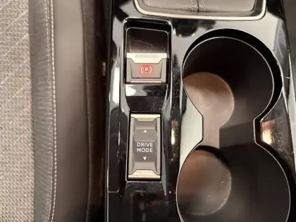 Photo 23 Peugeot 208  100 S&S BVM6