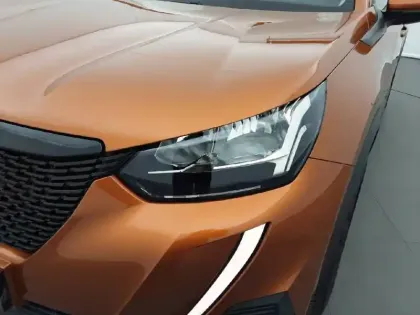 Photo 15 Peugeot 2008  PureTech 100 S&S BVM6