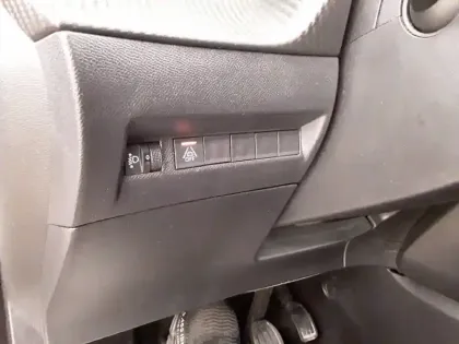 Photo 22 Peugeot 2008  PureTech 100 S&S BVM6