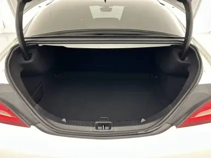 Photo 16 Mercedes CLA  200 d 7G-DCT