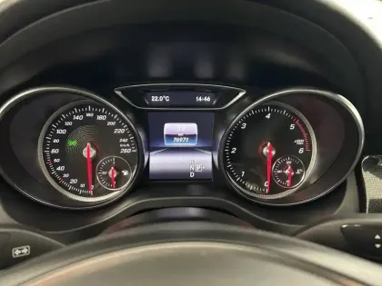 Photo 15 Mercedes CLA  200 d 7G-DCT