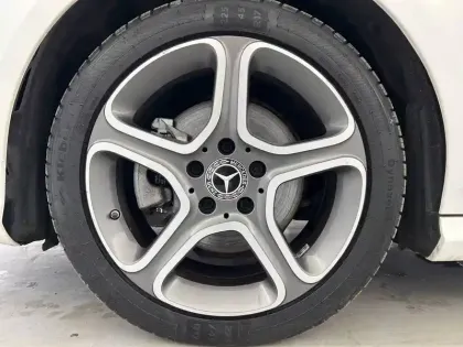 Photo 17 Mercedes CLA  200 d 7G-DCT