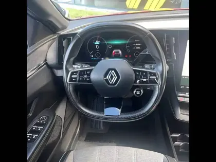 Photo 33 Renault Megane  E-Tech EV60 220 ch optimum charge