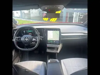 Photo 22 Renault Megane  E-Tech EV60 220 ch optimum charge