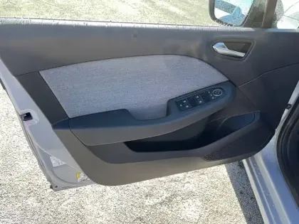 Photo 38 Renault Clio  TCe 90 ch GSR2