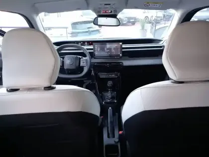 Photo 6 Citroën C3  Turbo 100 ch BVM6