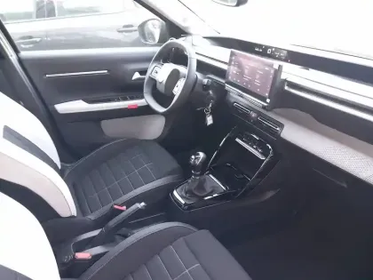 Photo 5 Citroën C3  Turbo 100 ch BVM6