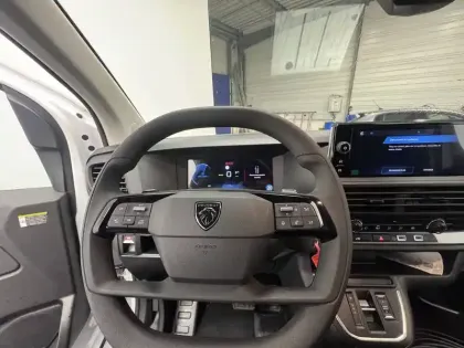 Photo 15 Peugeot Expert E- FGN M ELECTRIQUE 100KWH (136CH) BATTERIE 75 KWH