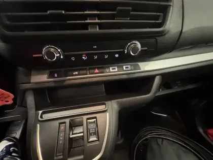 Photo 23 Peugeot Expert E- FGN M ELECTRIQUE 100KWH (136CH) BATTERIE 75 KWH