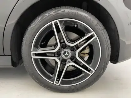 Photo 16 Mercedes Classe A  250 e 8G-DCT